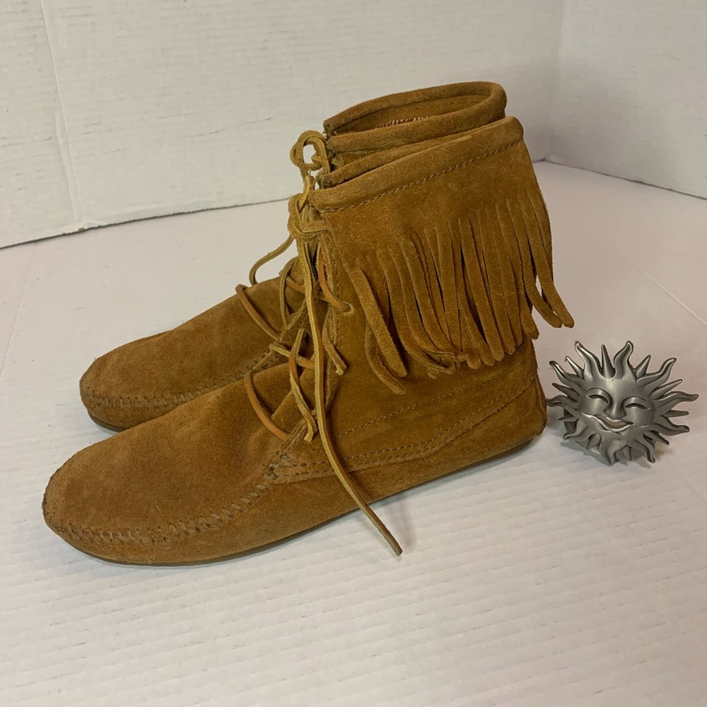 Minnetonka Brown Suede Tramper Booties Sz 9